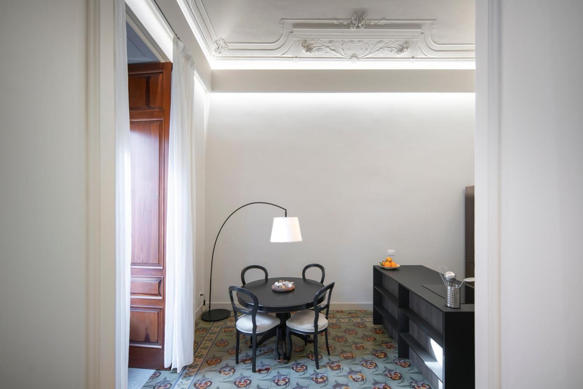 Mirone - Suite Apartments Catania Centro Catânia Exterior foto
